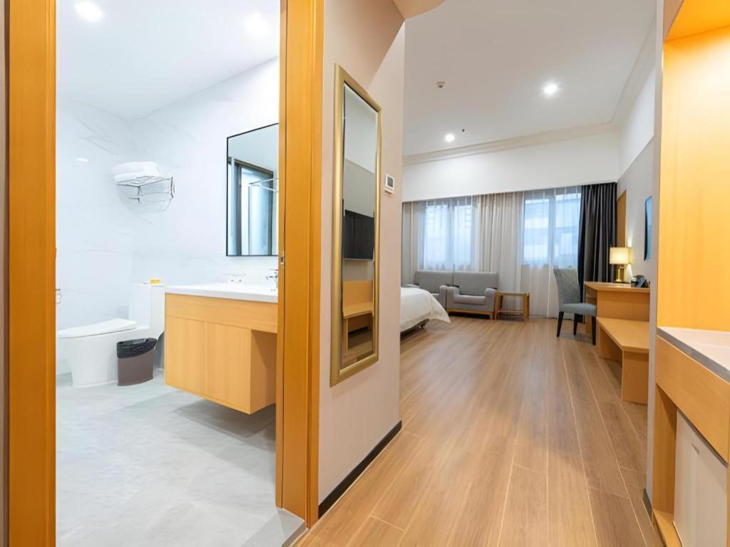 Carrianna Hotel Фошань Экстерьер фото